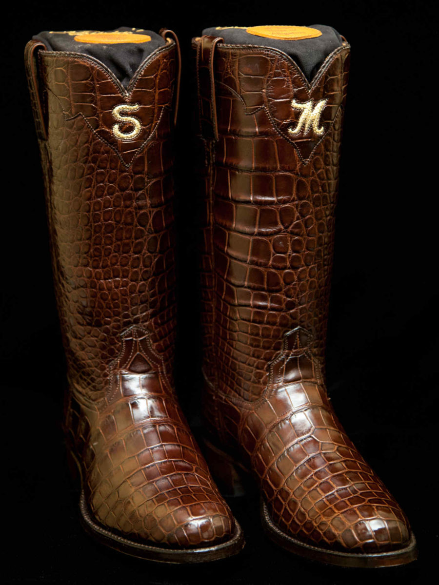 Custom made cowboy boots near me outlet